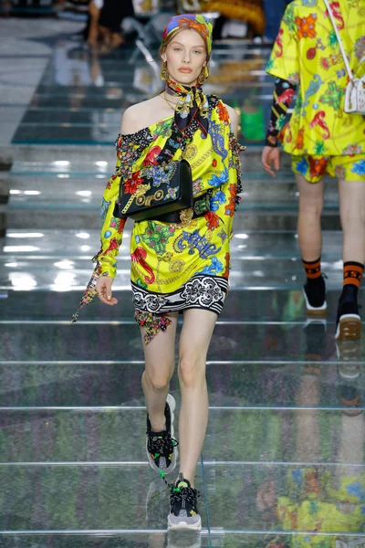 Look 41